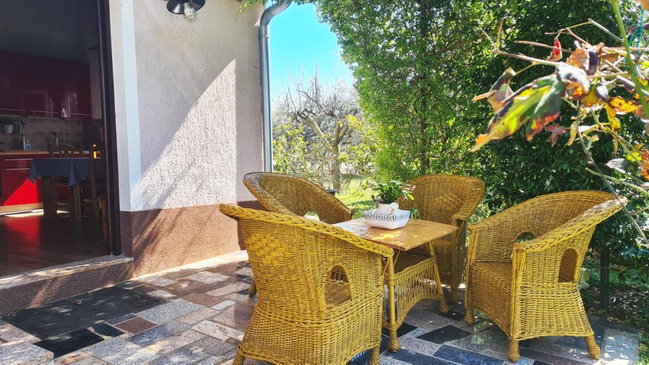 Apartman Kos Rosini Exterior photo
